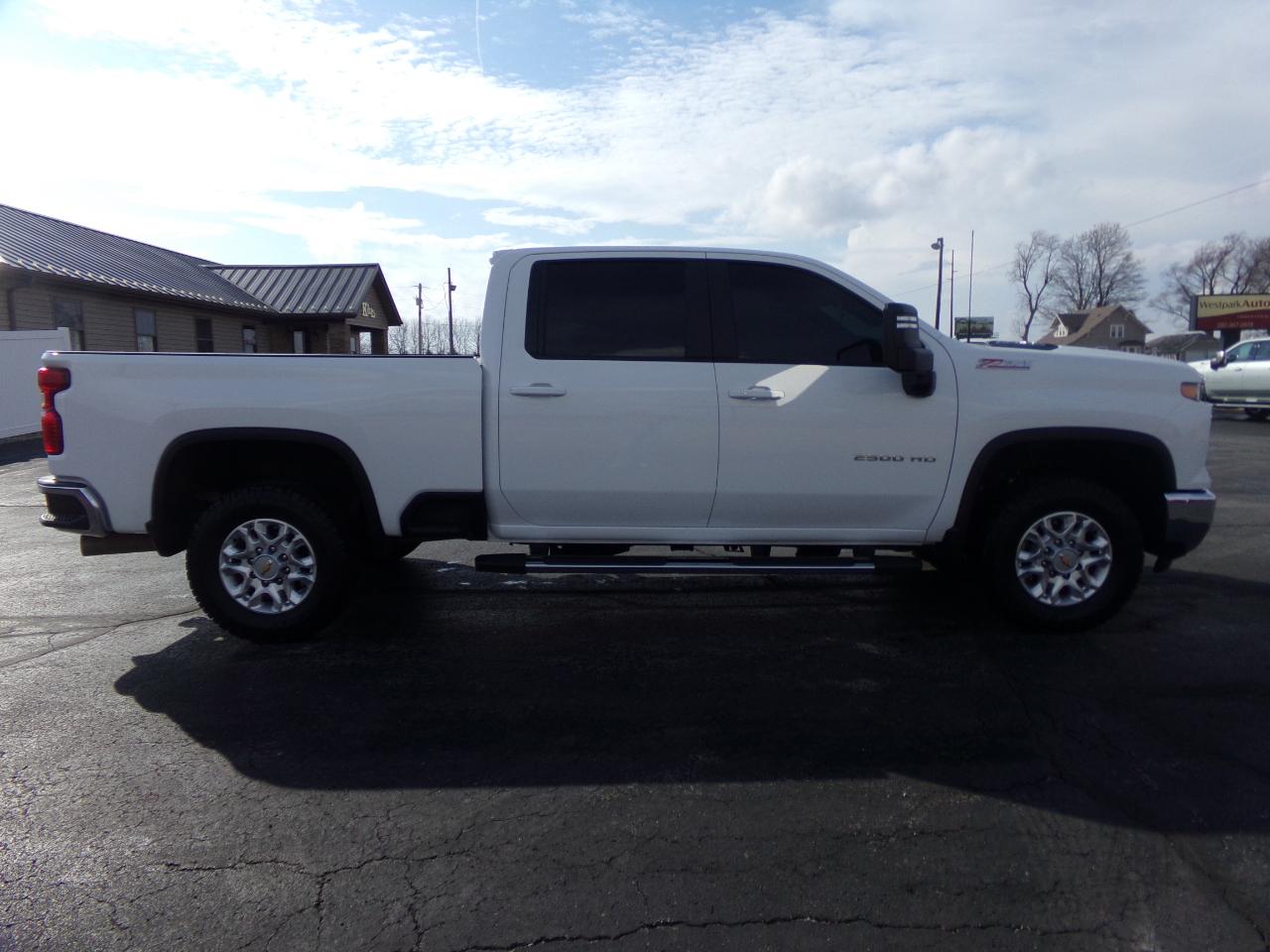 Chevrolet Silverado 2500HD 4WD Crew Cab 159" LT 2025
