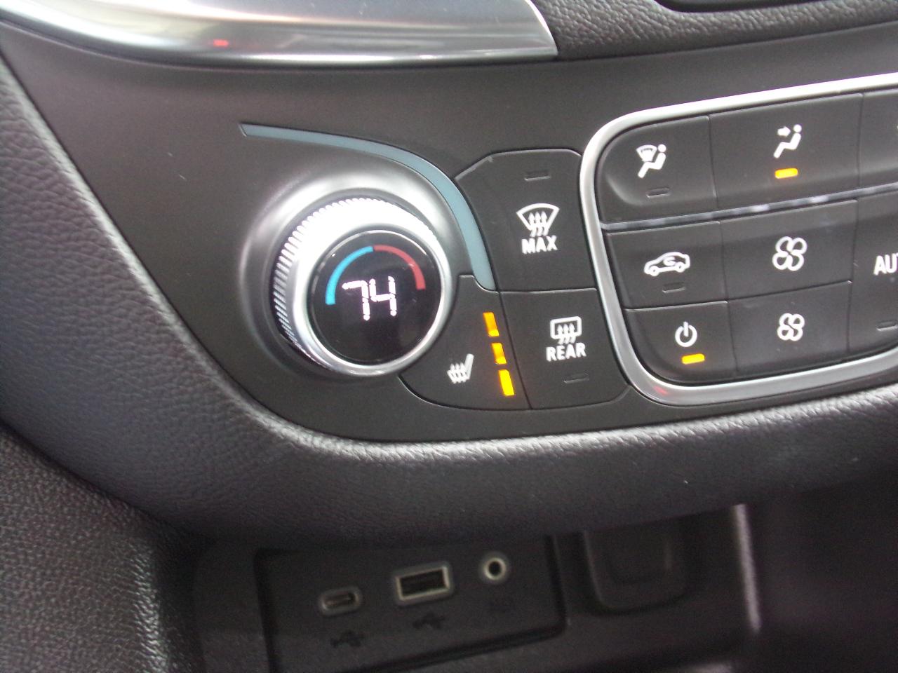 Chevrolet Equinox FWD 4dr LT w/1LT 2024