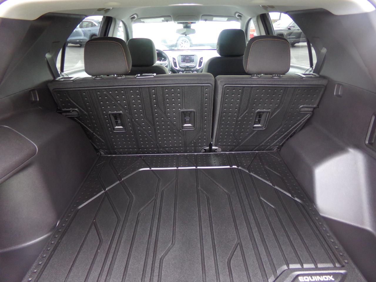 Chevrolet Equinox FWD 4dr LT w/1LT 2024