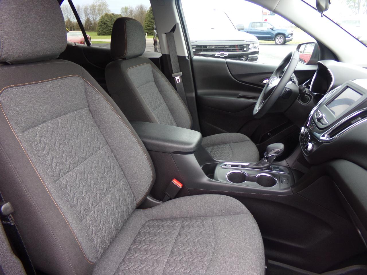 Chevrolet Equinox FWD 4dr LT w/1LT 2024
