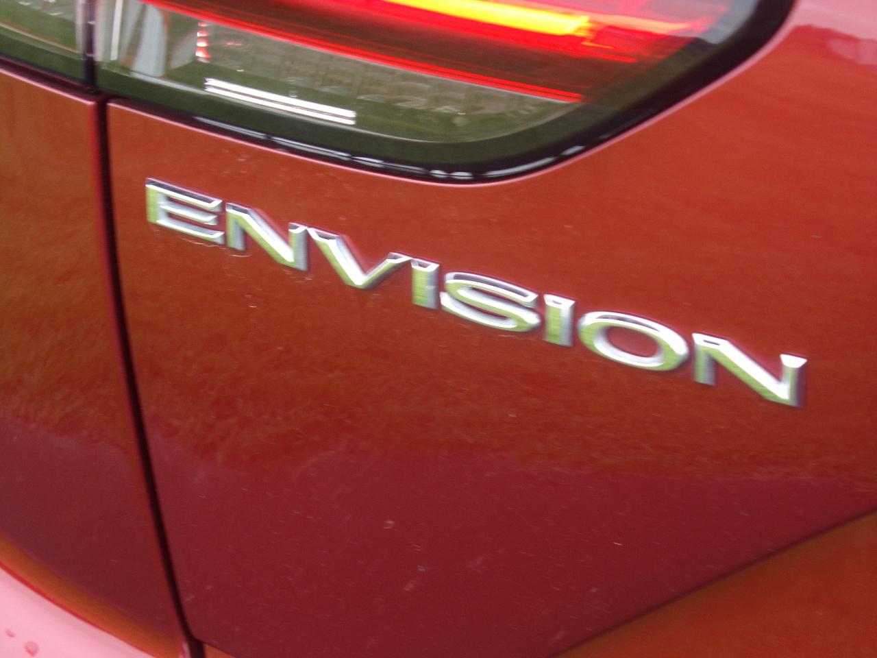 Buick Envision FWD 4dr Essence 2023