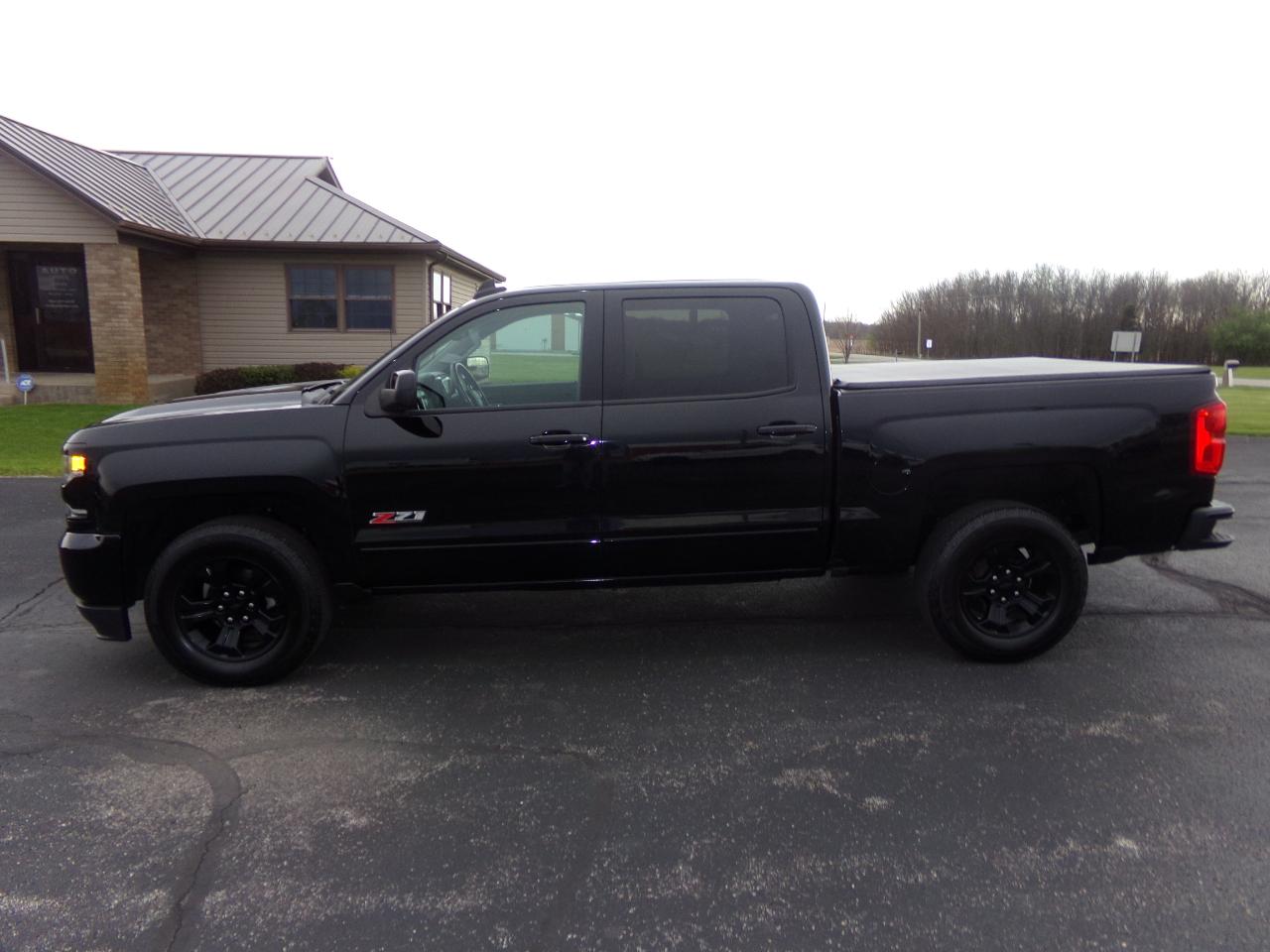 Chevrolet Silverado 1500 4WD Crew Cab 143.5" LTZ w/2LZ 2017