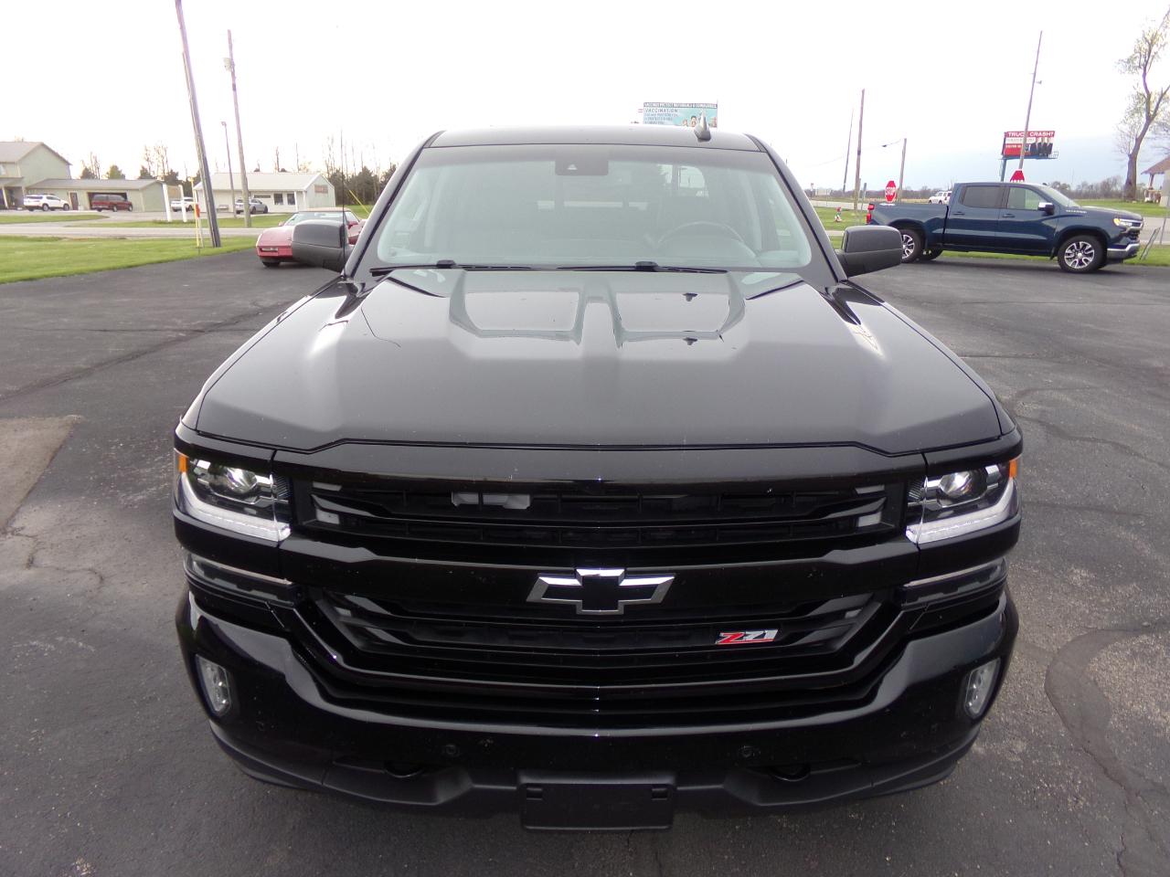 Chevrolet Silverado 1500 4WD Crew Cab 143.5" LTZ w/2LZ 2017