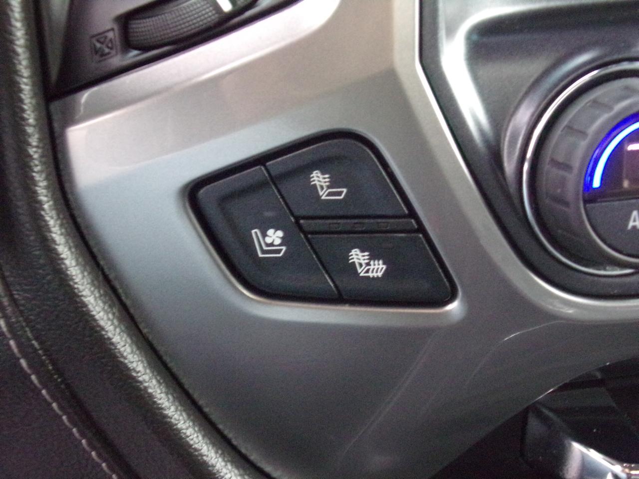 Chevrolet Silverado 1500 4WD Crew Cab 143.5" LTZ w/2LZ 2017