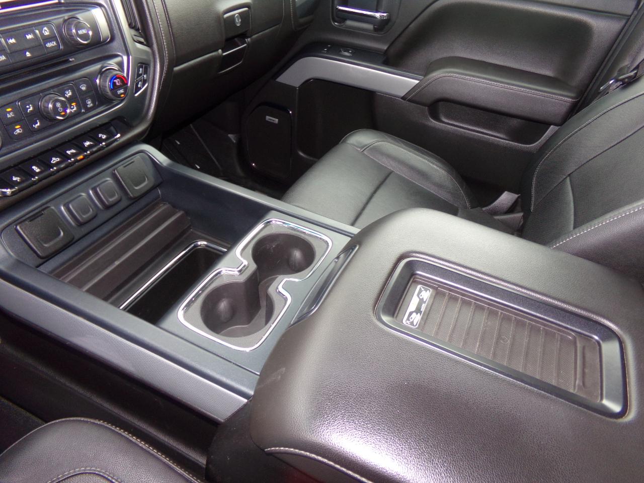 Chevrolet Silverado 1500 4WD Crew Cab 143.5" LTZ w/2LZ 2017