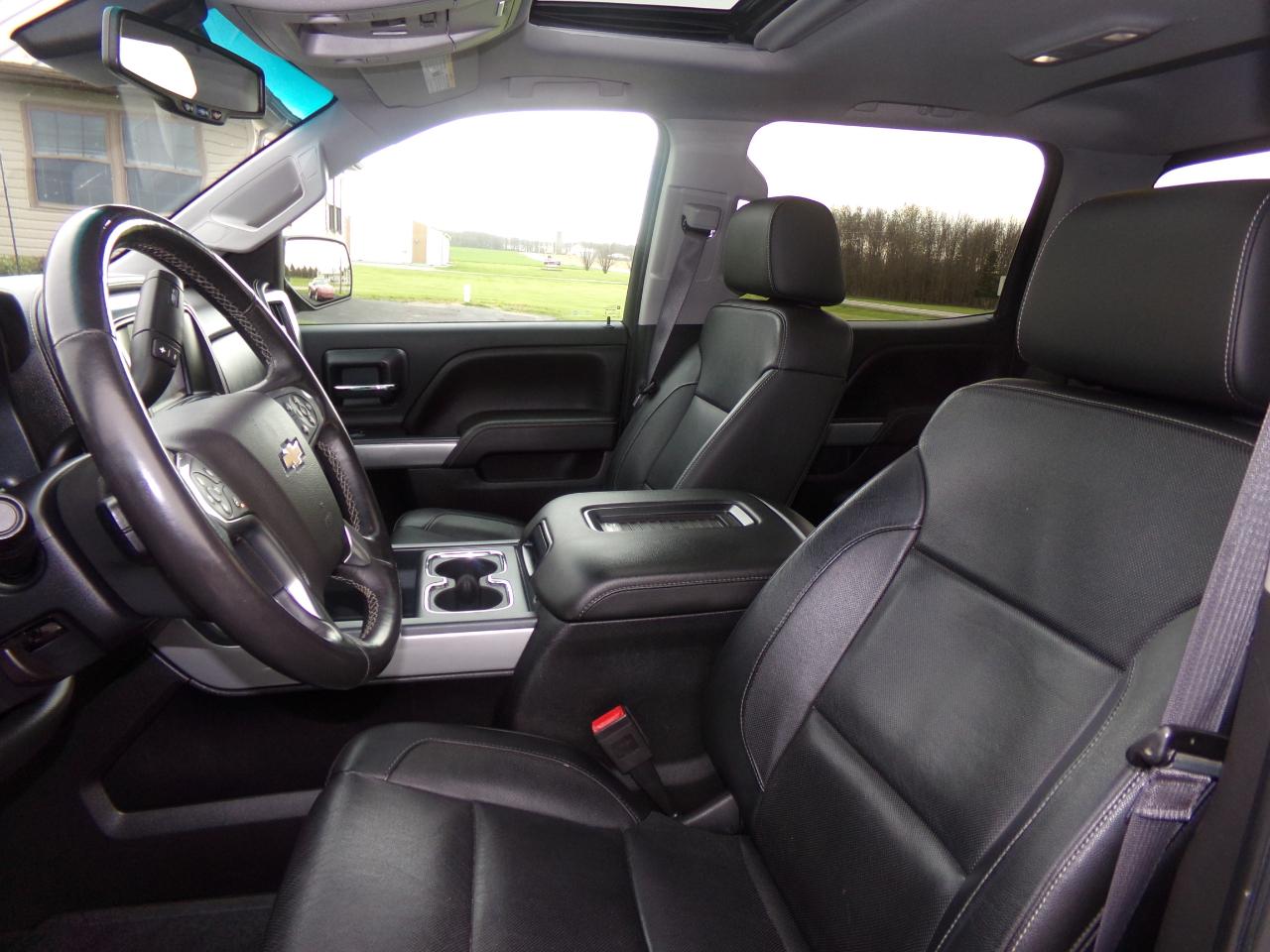 Chevrolet Silverado 1500 4WD Crew Cab 143.5" LTZ w/2LZ 2017