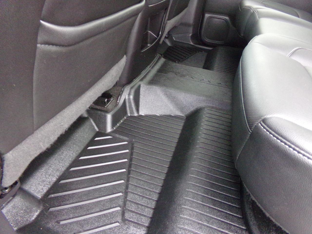 Chevrolet Silverado 1500 4WD Crew Cab 143.5" LTZ w/2LZ 2017