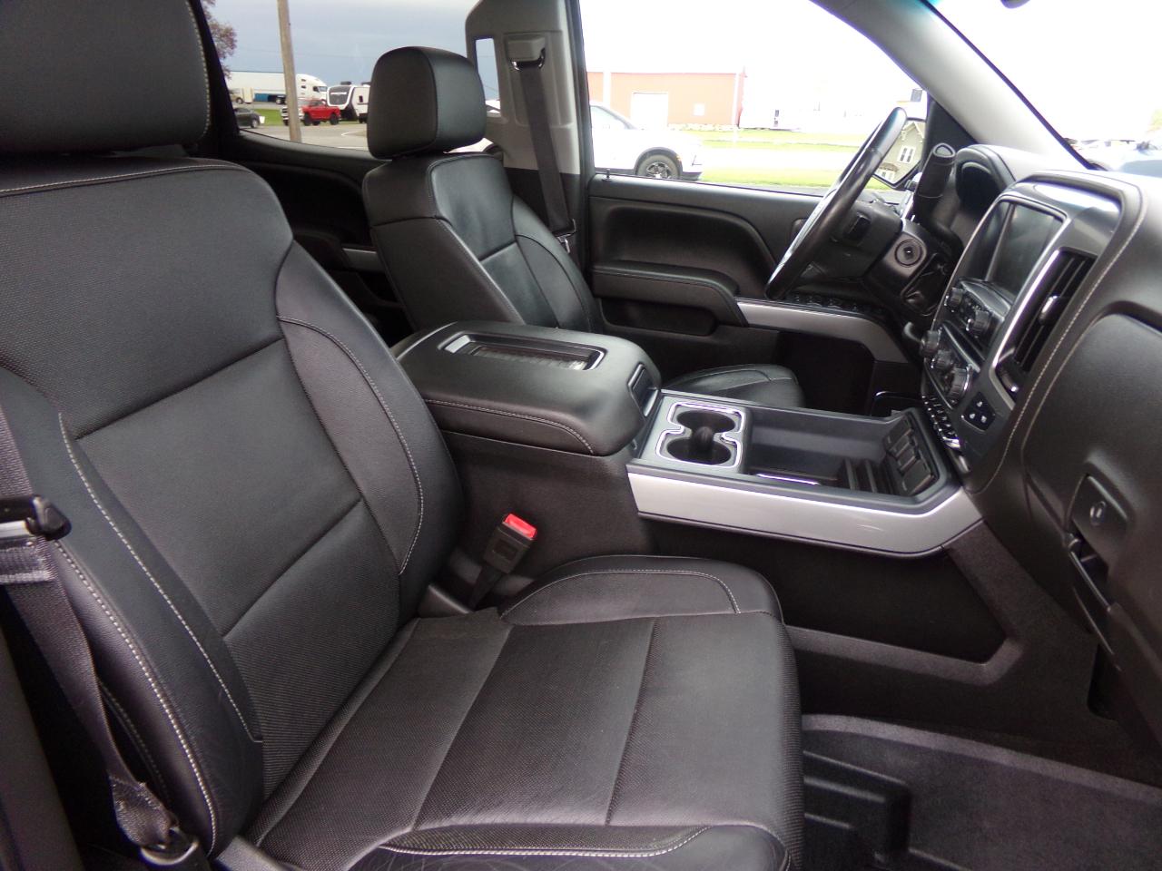 Chevrolet Silverado 1500 4WD Crew Cab 143.5" LTZ w/2LZ 2017