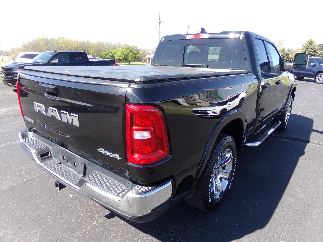 RAM 1500 Big Horn 4x4 Quad Cab 6'4" Box 2025