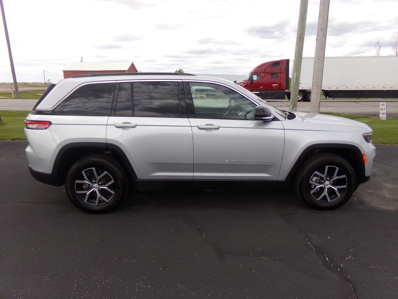 Jeep Grand Cherokee Limited 4x4 2024
