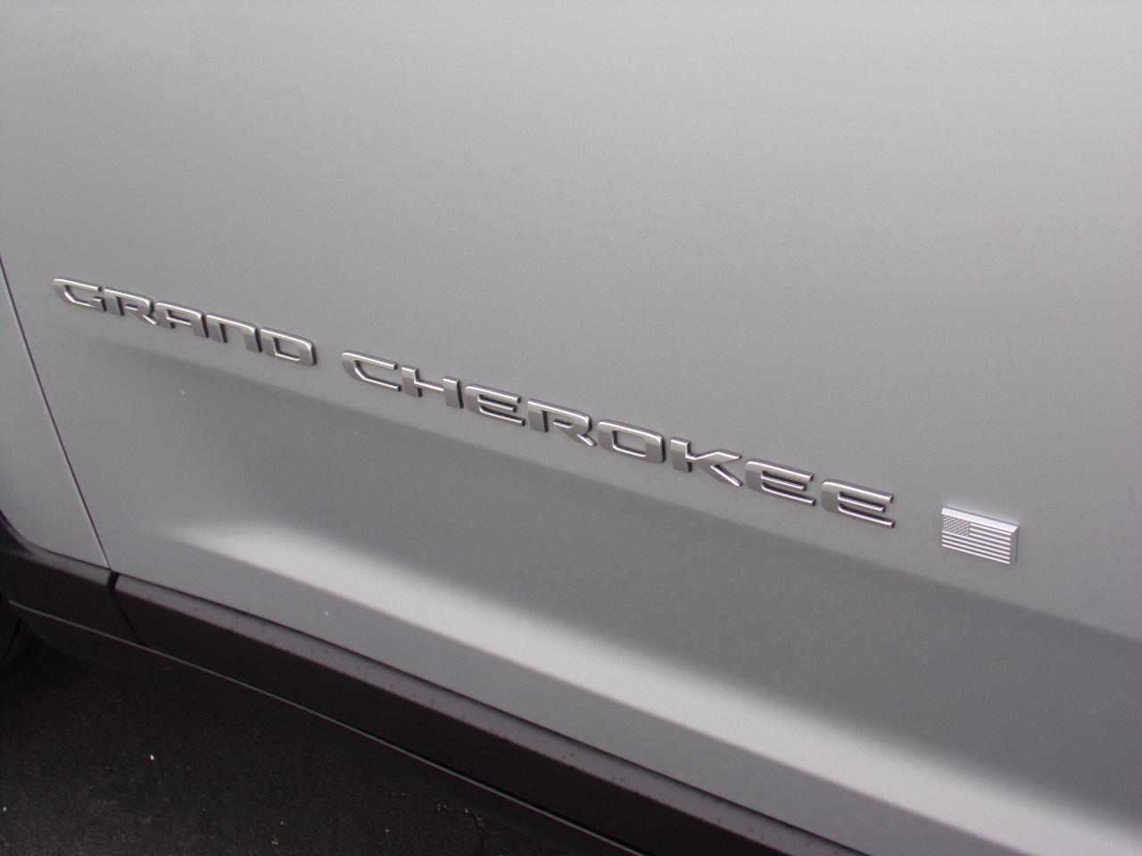 Jeep Grand Cherokee Limited 4x4 2024