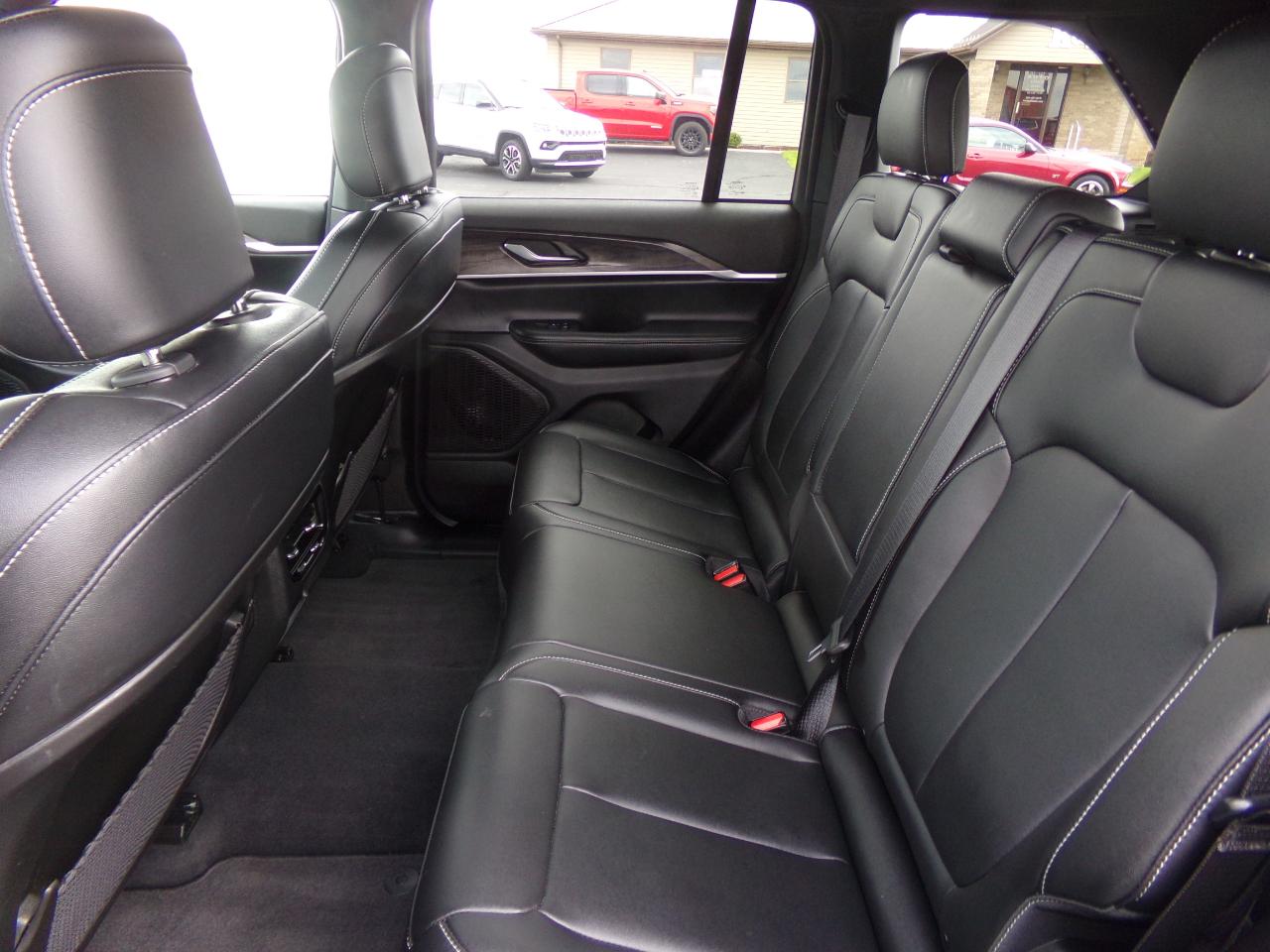 Jeep Grand Cherokee Limited 4x4 2024