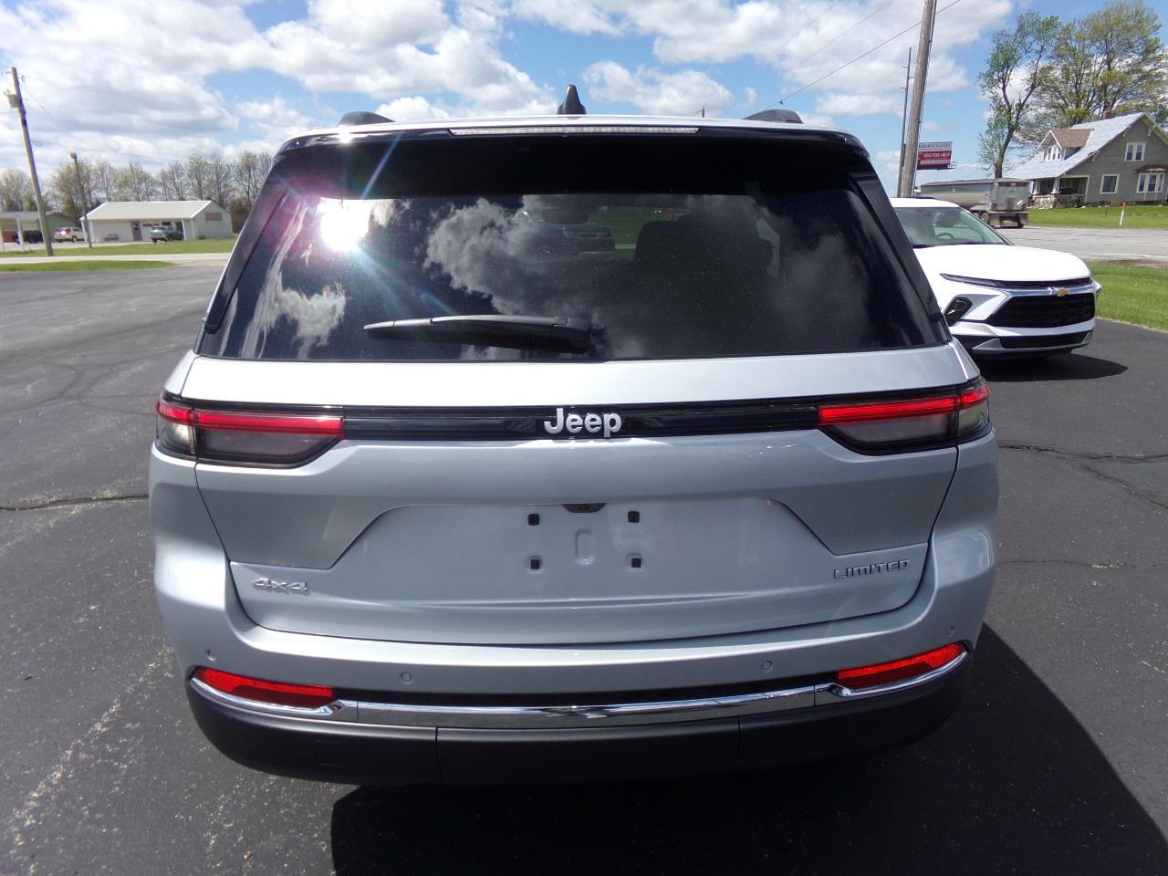 Jeep Grand Cherokee Limited 4x4 2024
