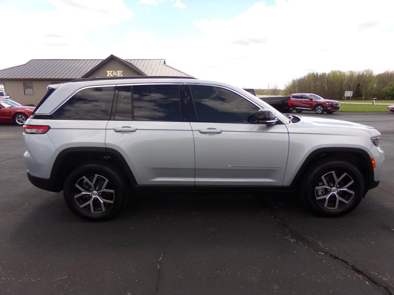 Jeep Grand Cherokee Limited 4x4 2024