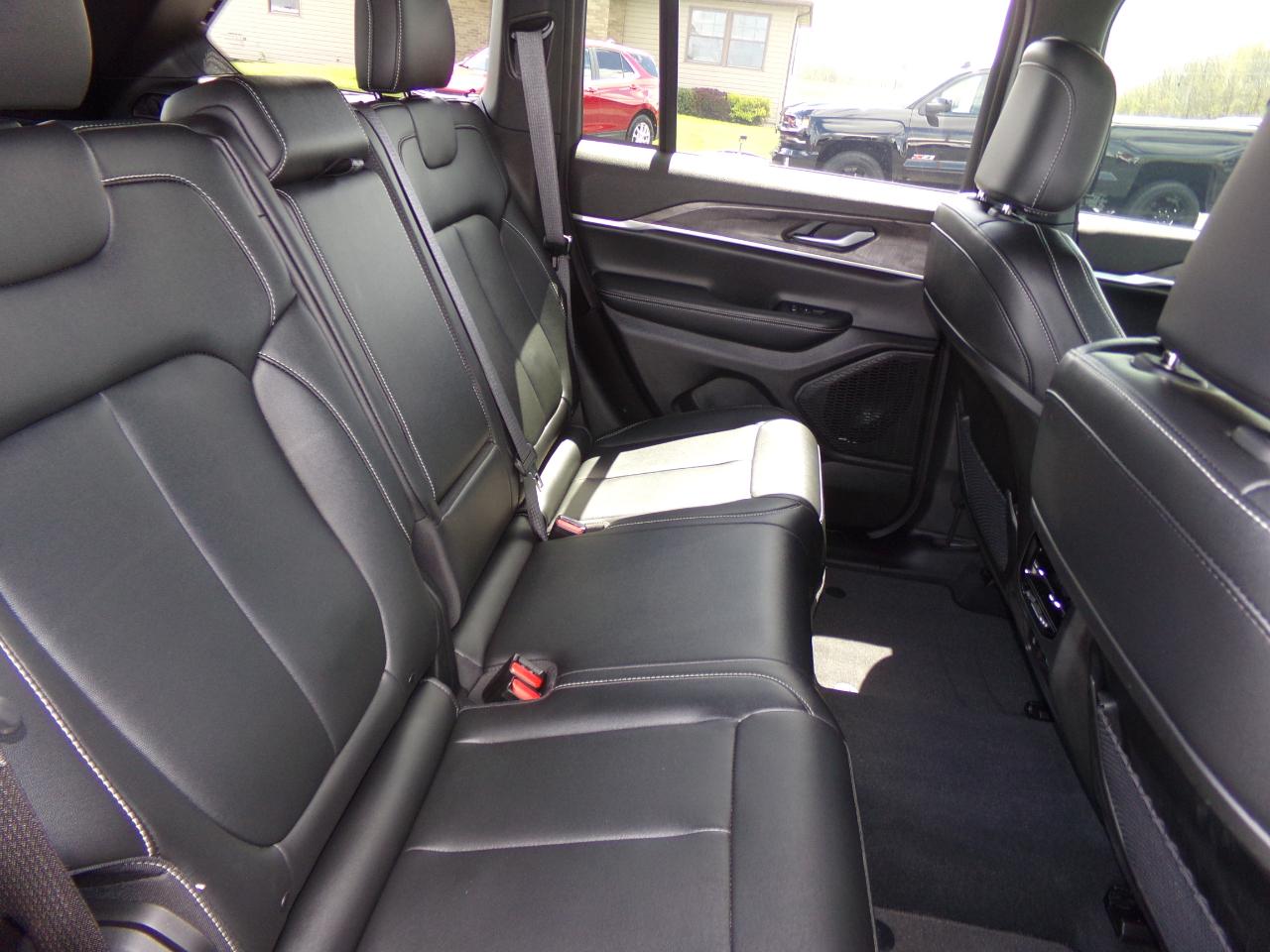 Jeep Grand Cherokee Limited 4x4 2024