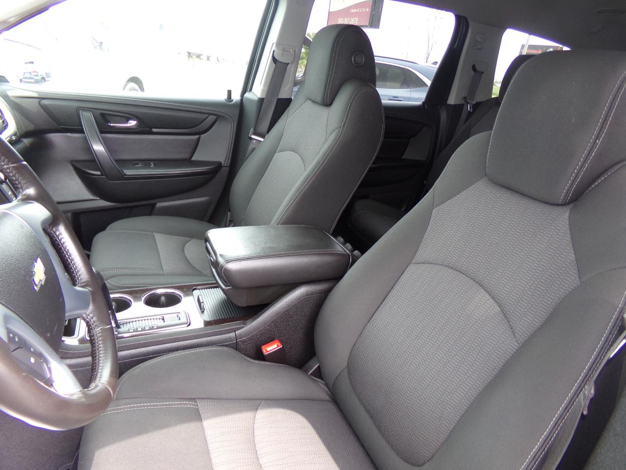 Chevrolet Traverse AWD 4dr LT w/1LT 2017