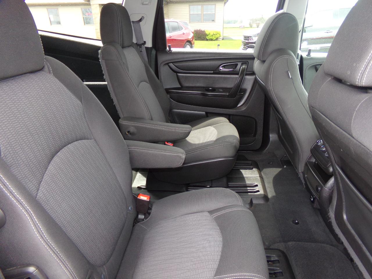 Chevrolet Traverse AWD 4dr LT w/1LT 2017