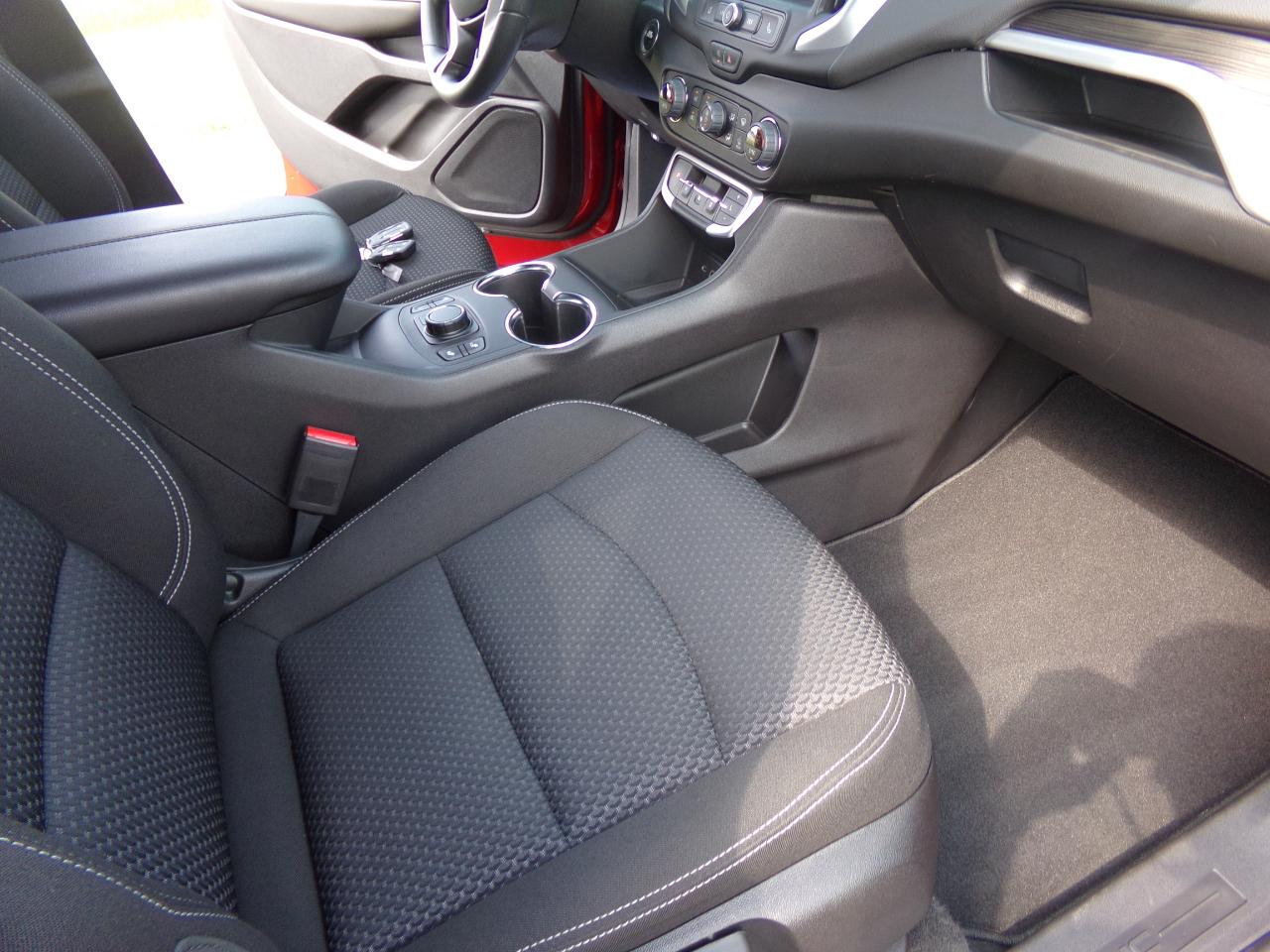 GMC Terrain FWD 4dr SLE 2024