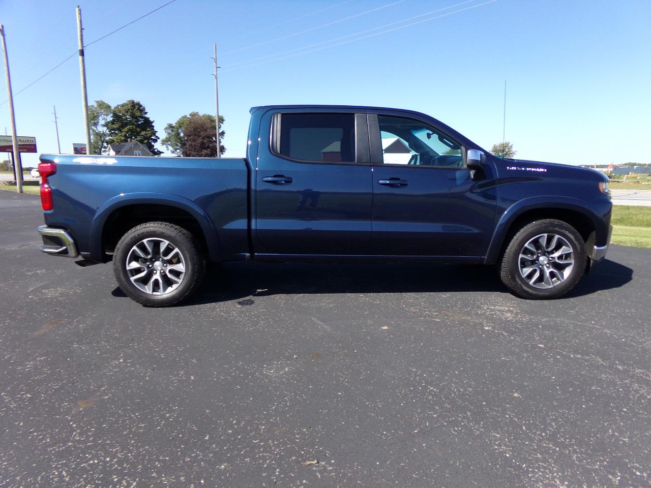 Chevrolet Silverado 1500 4WD Crew Cab 147" LT w/1LT 2021