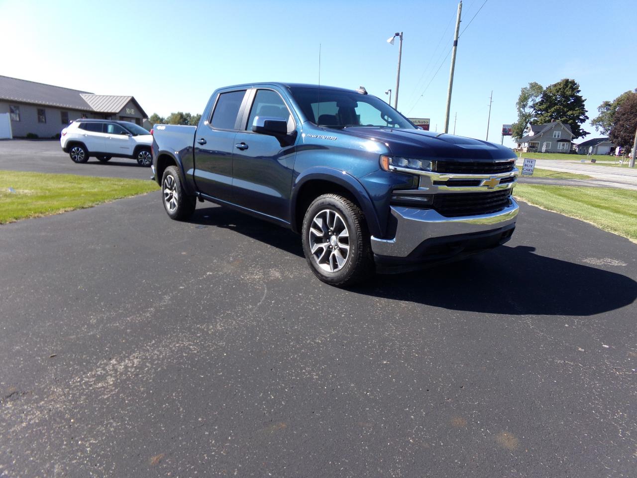 Chevrolet Silverado 1500 4WD Crew Cab 147" LT w/1LT 2021