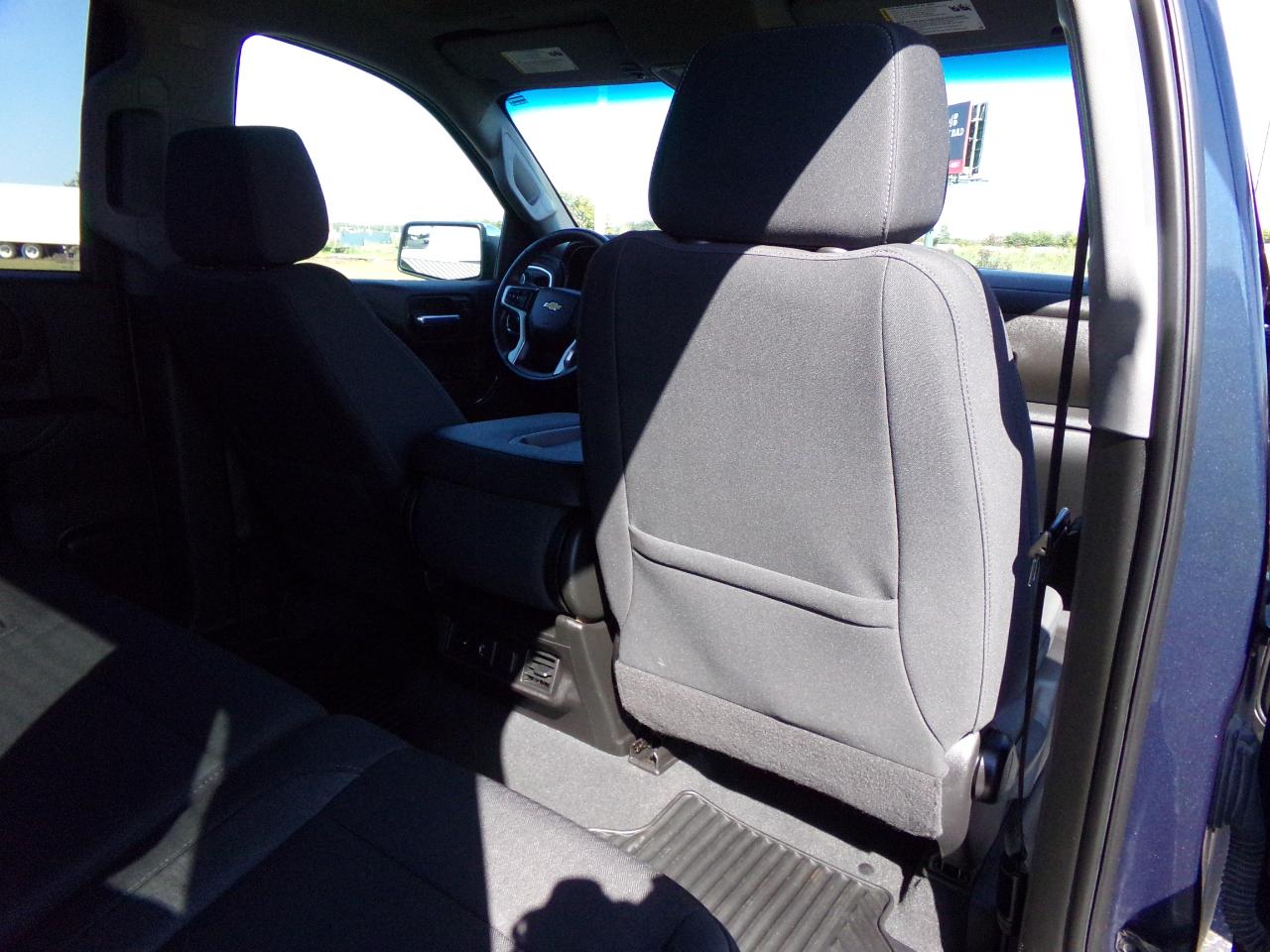 Chevrolet Silverado 1500 4WD Crew Cab 147" LT w/1LT 2021
