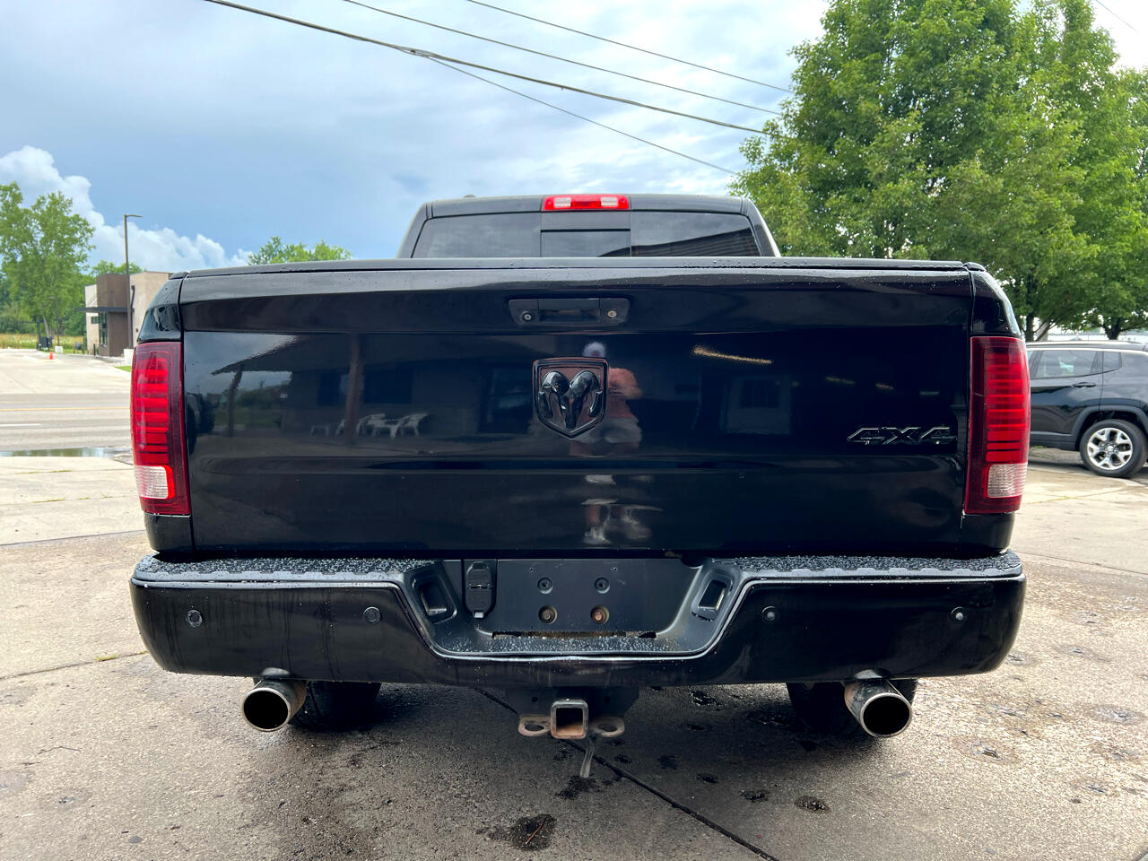 RAM 1500 4WD Crew Cab 140.5" Sport 2016 RAM 1500 4WD Crew Cab 140.5" Sport 2016