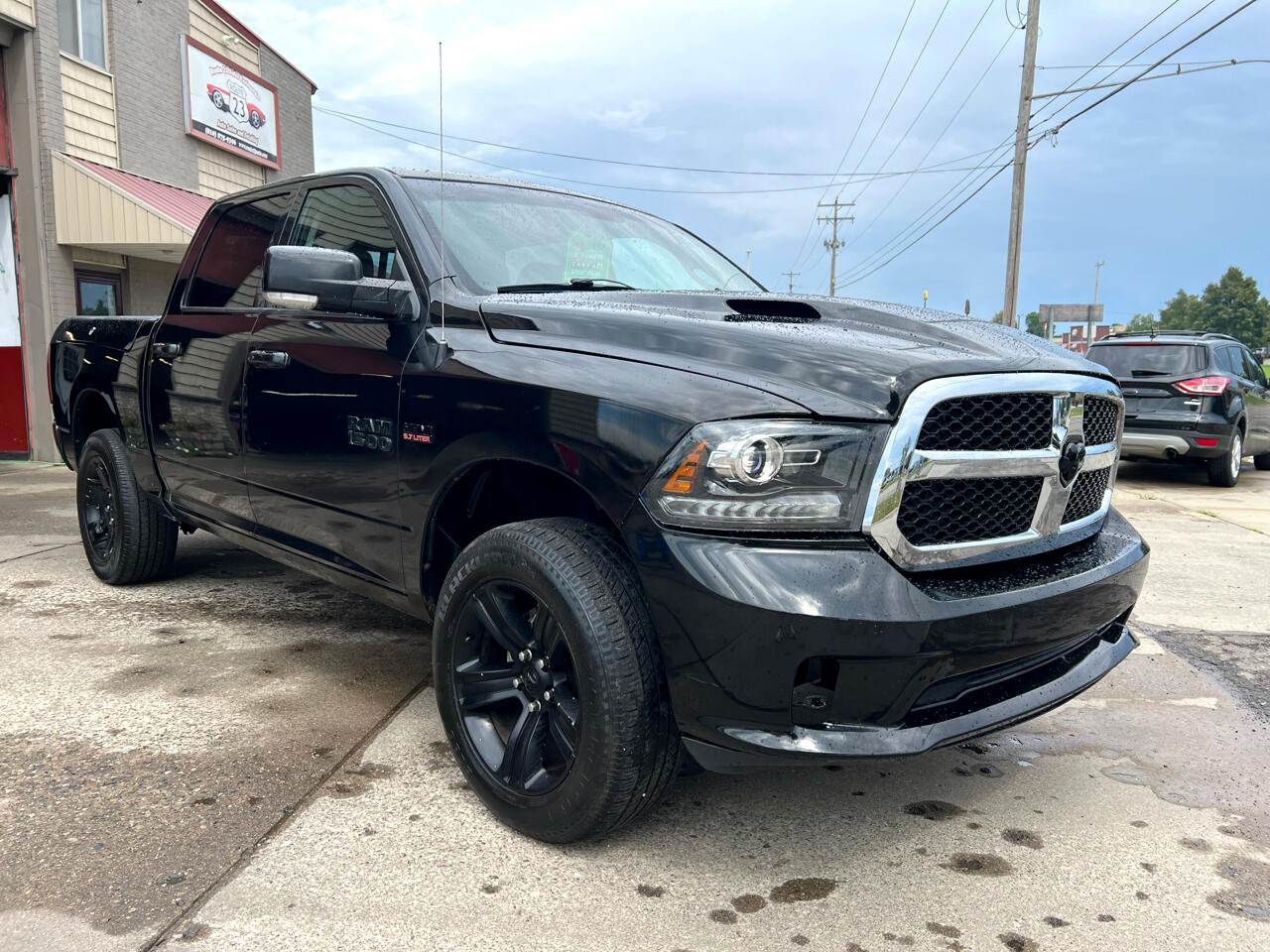 RAM 1500 4WD Crew Cab 140.5" Sport 2016 RAM 1500 4WD Crew Cab 140.5" Sport 2016