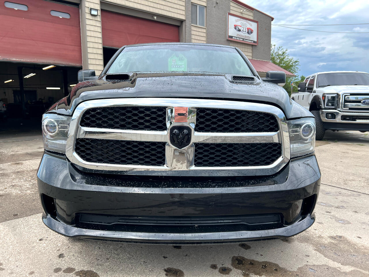 RAM 1500 4WD Crew Cab 140.5" Sport 2016 RAM 1500 4WD Crew Cab 140.5" Sport 2016