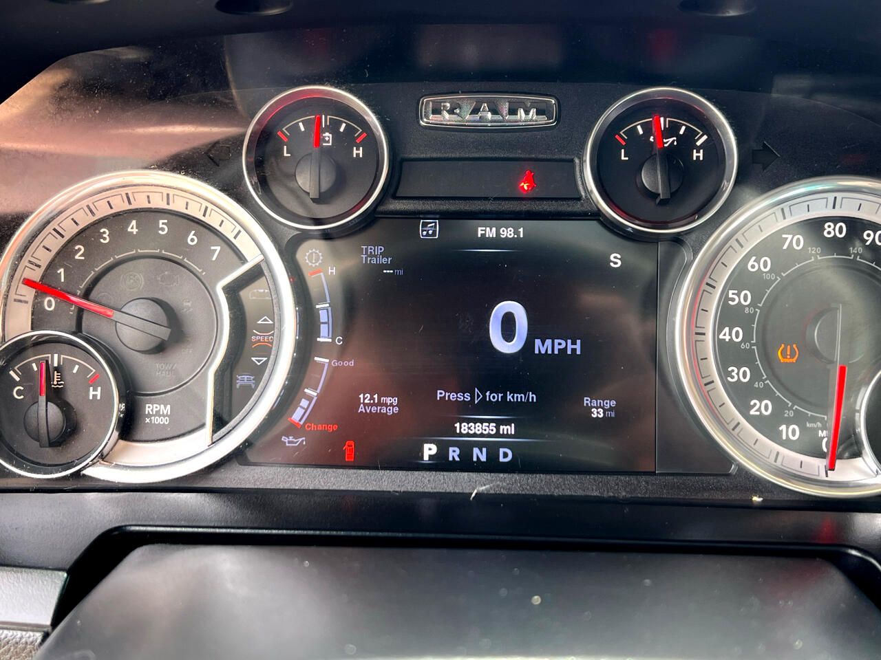 RAM 1500 4WD Crew Cab 140.5" Sport 2016 RAM 1500 4WD Crew Cab 140.5" Sport 2016