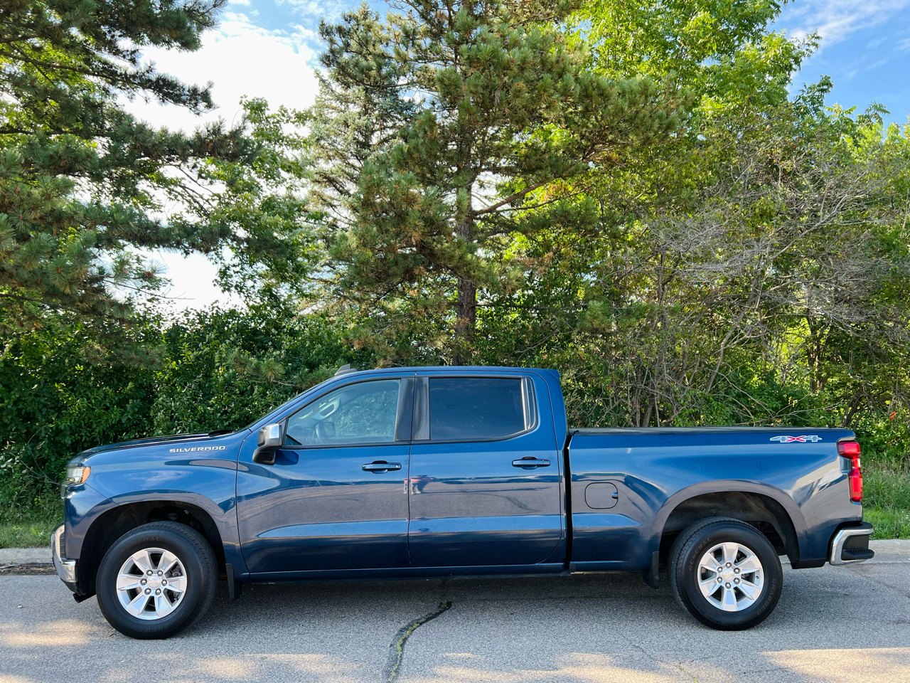 Chevrolet Silverado 1500 4WD Crew Cab 147" LT 2019