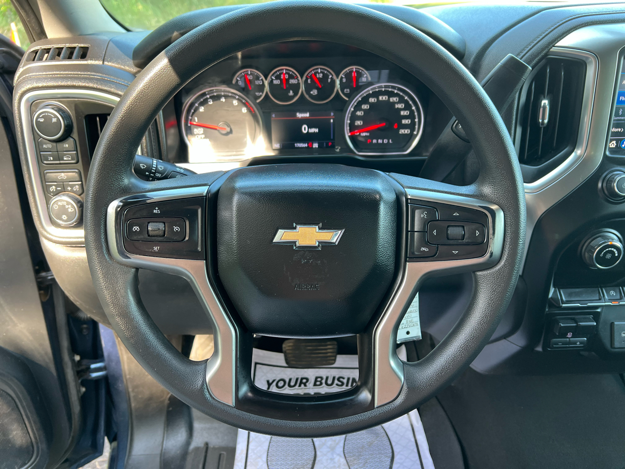 Chevrolet Silverado 1500 4WD Crew Cab 147" LT 2019
