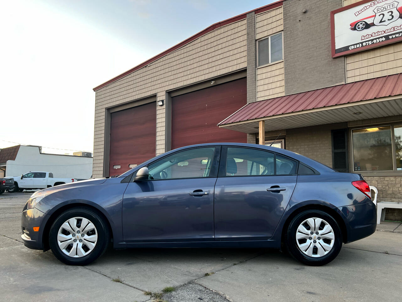 Chevrolet Cruze 4dr Sdn Auto LS 2014 Chevrolet Cruze 4dr Sdn Auto LS 2014
