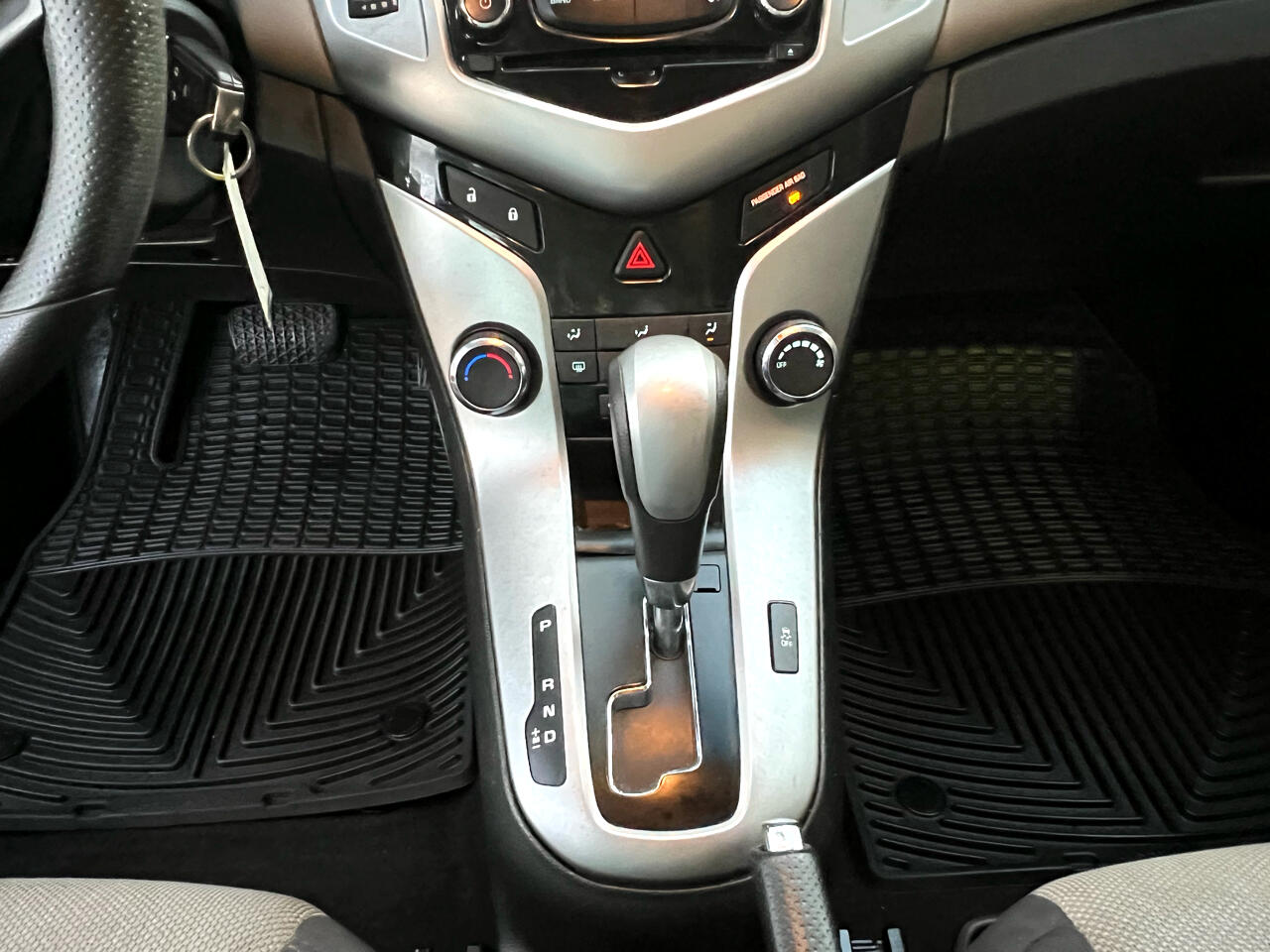 Chevrolet Cruze 4dr Sdn Auto LS 2014 Chevrolet Cruze 4dr Sdn Auto LS 2014