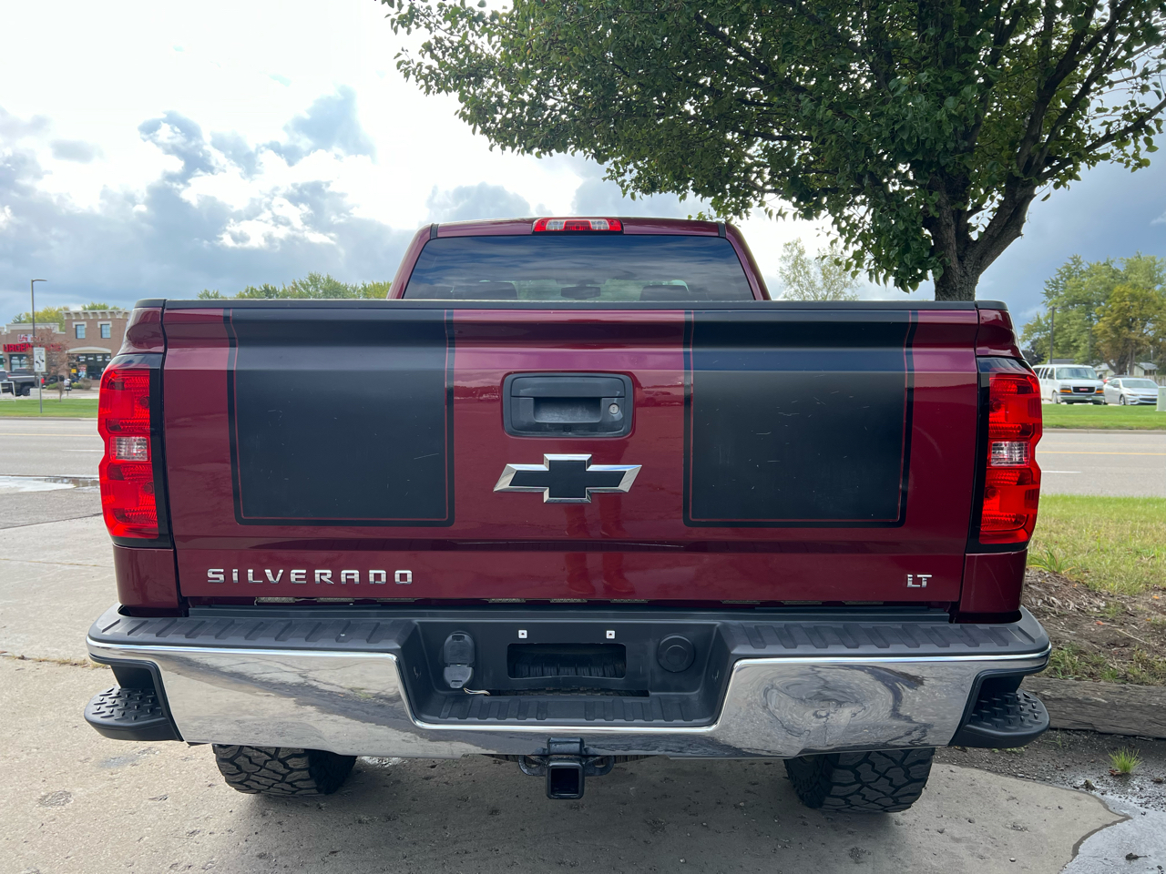 2015 Chevrolet Silverado LT photo 3