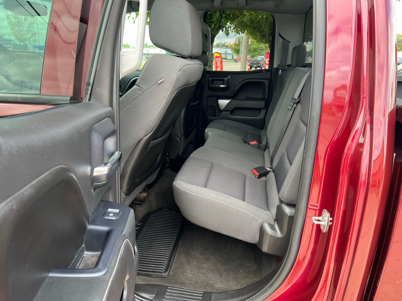 2015 Chevrolet Silverado LT photo 7