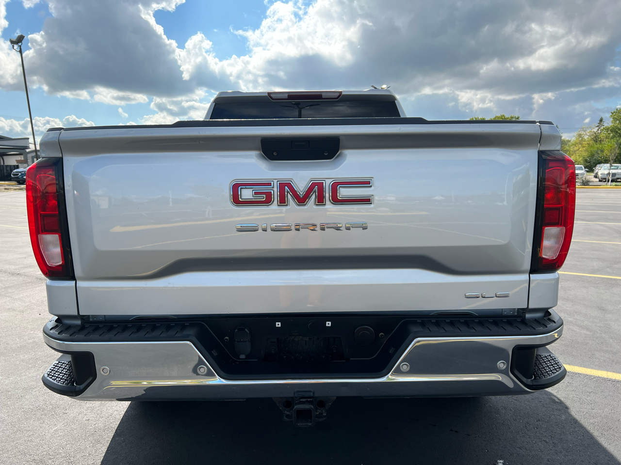 2019 Gmc Sierra SLE photo 4