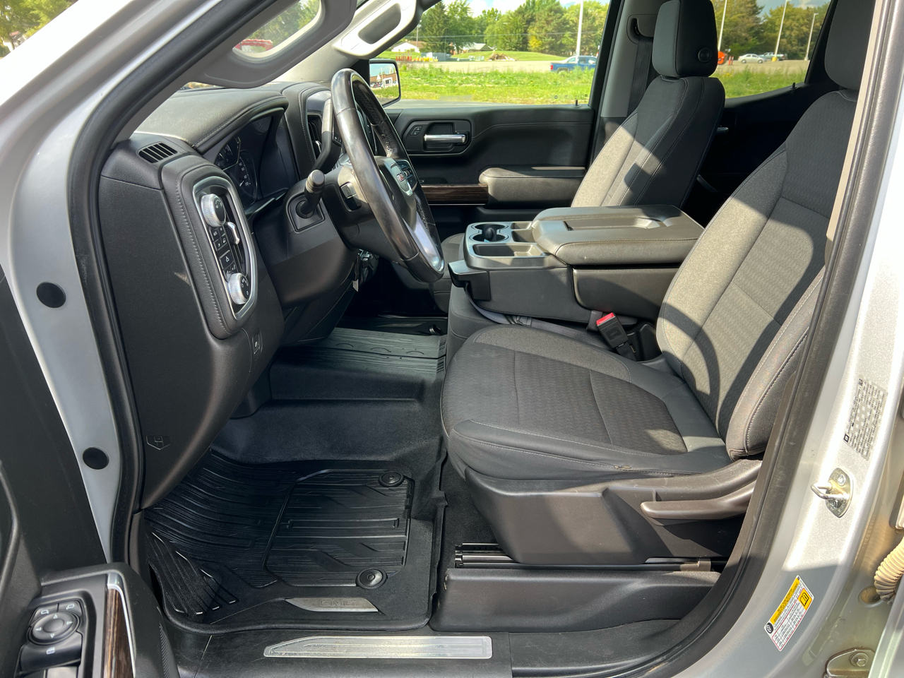 2019 Gmc Sierra SLE photo 9