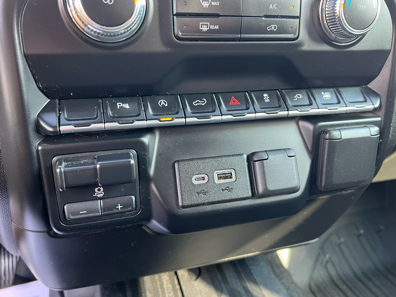 2019 Gmc Sierra SLE photo 20