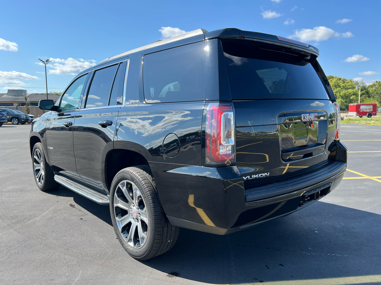 2018 Gmc Yukon SLT photo 2