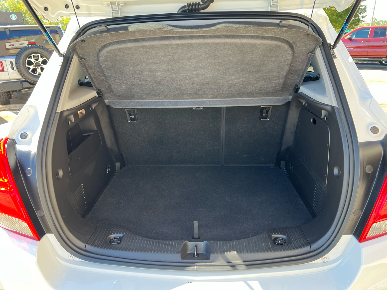 2018 Chevrolet Trax LT photo 12