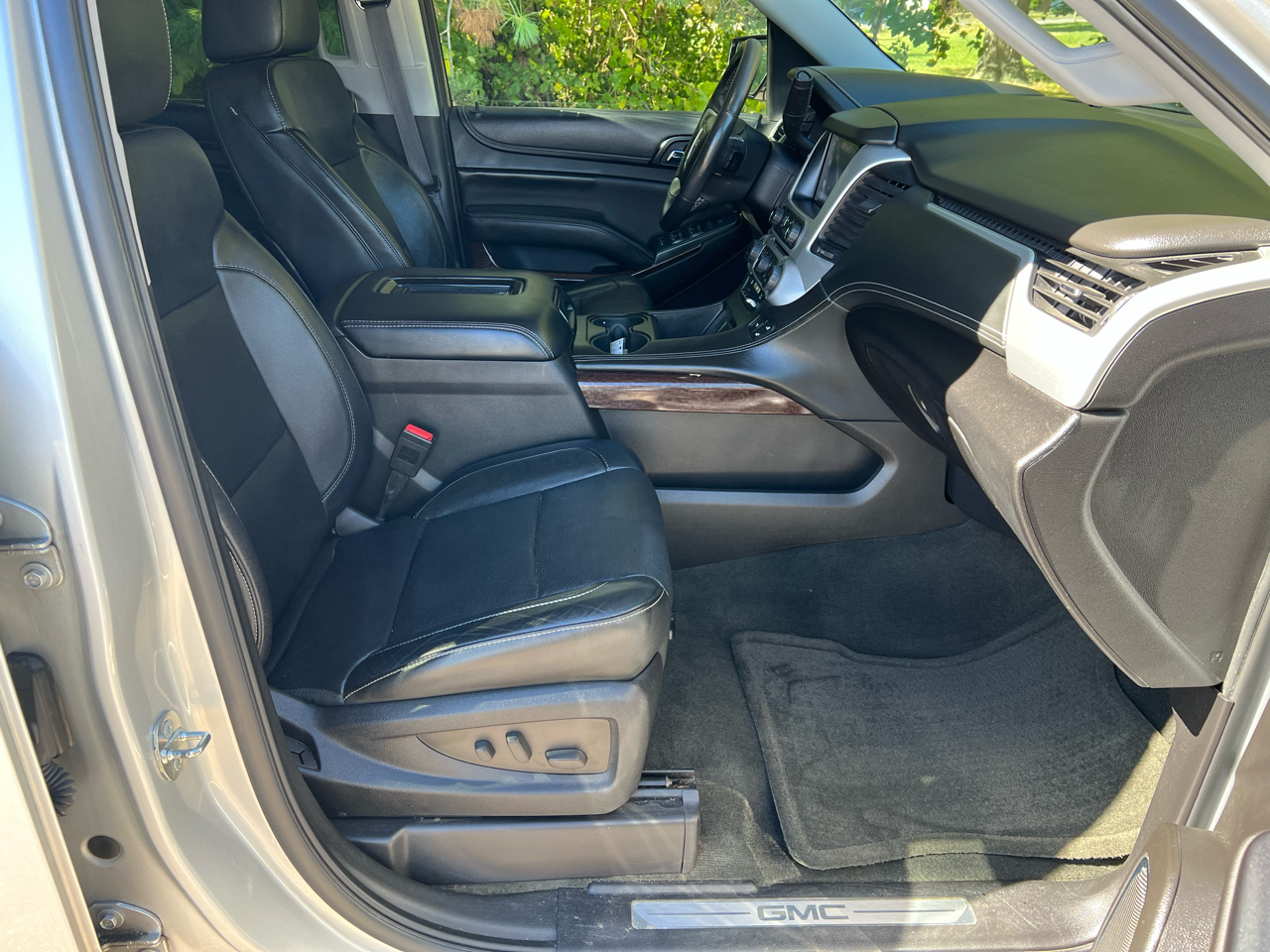 2015 Gmc Yukon SLT photo 7
