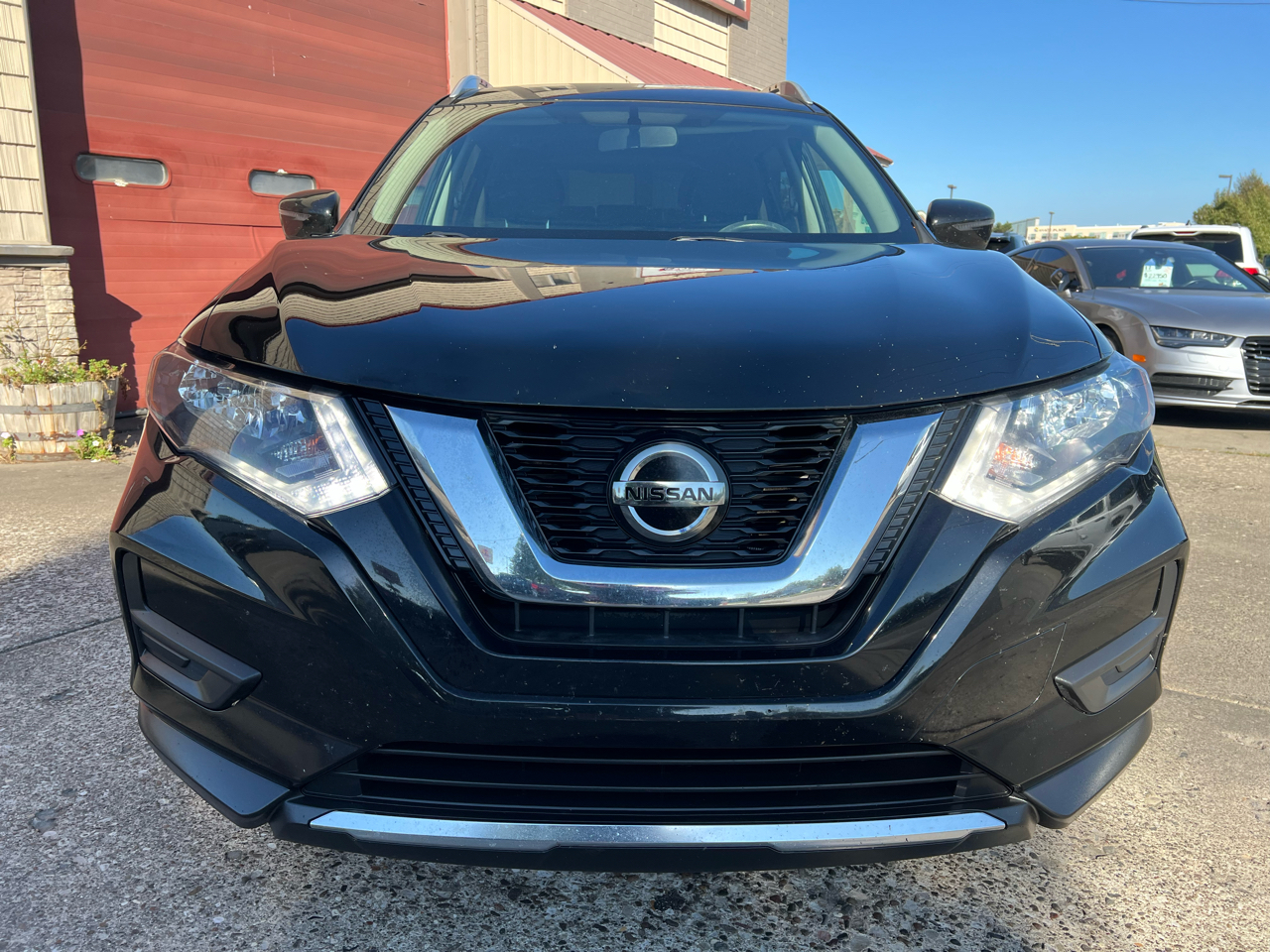 2018 Nissan Rogue AWD SV photo 8