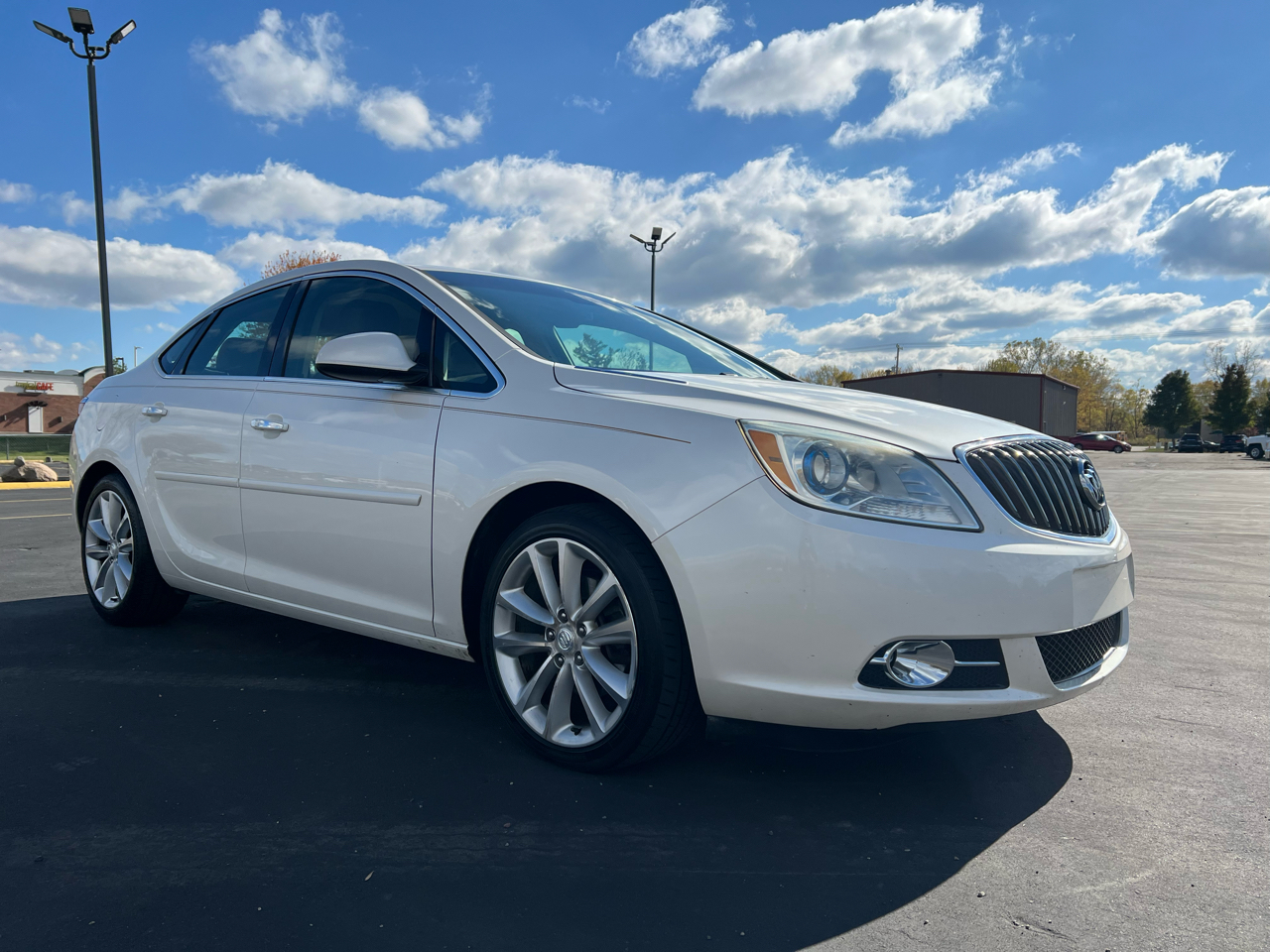 Buick Verano 4dr Sdn Leather Group 2012 Buick Verano 4dr Sdn Leather Group 2012