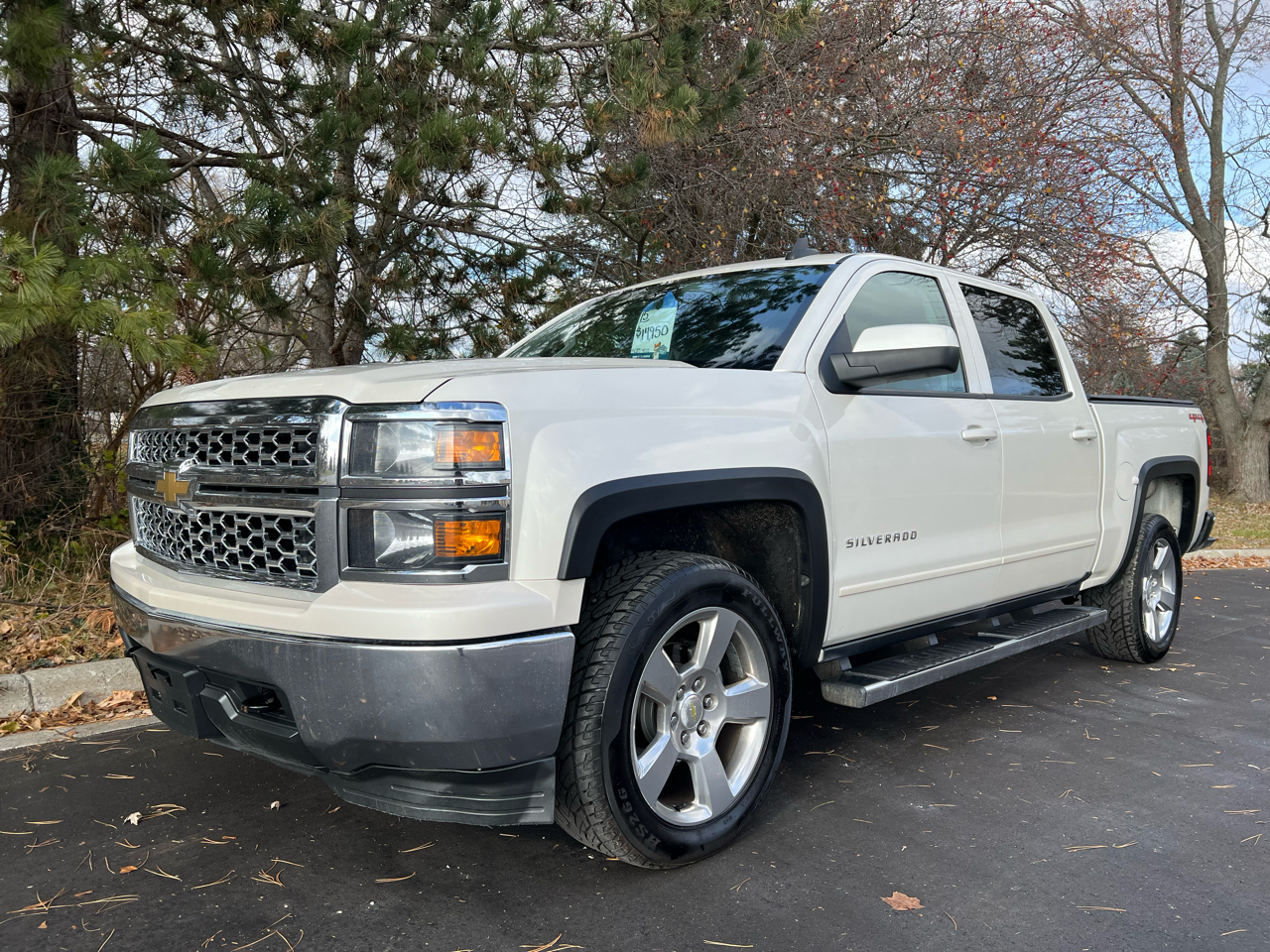 2015 Chevrolet Silverado 1500 4WD Crew Cab 143.5" LT w/1LT