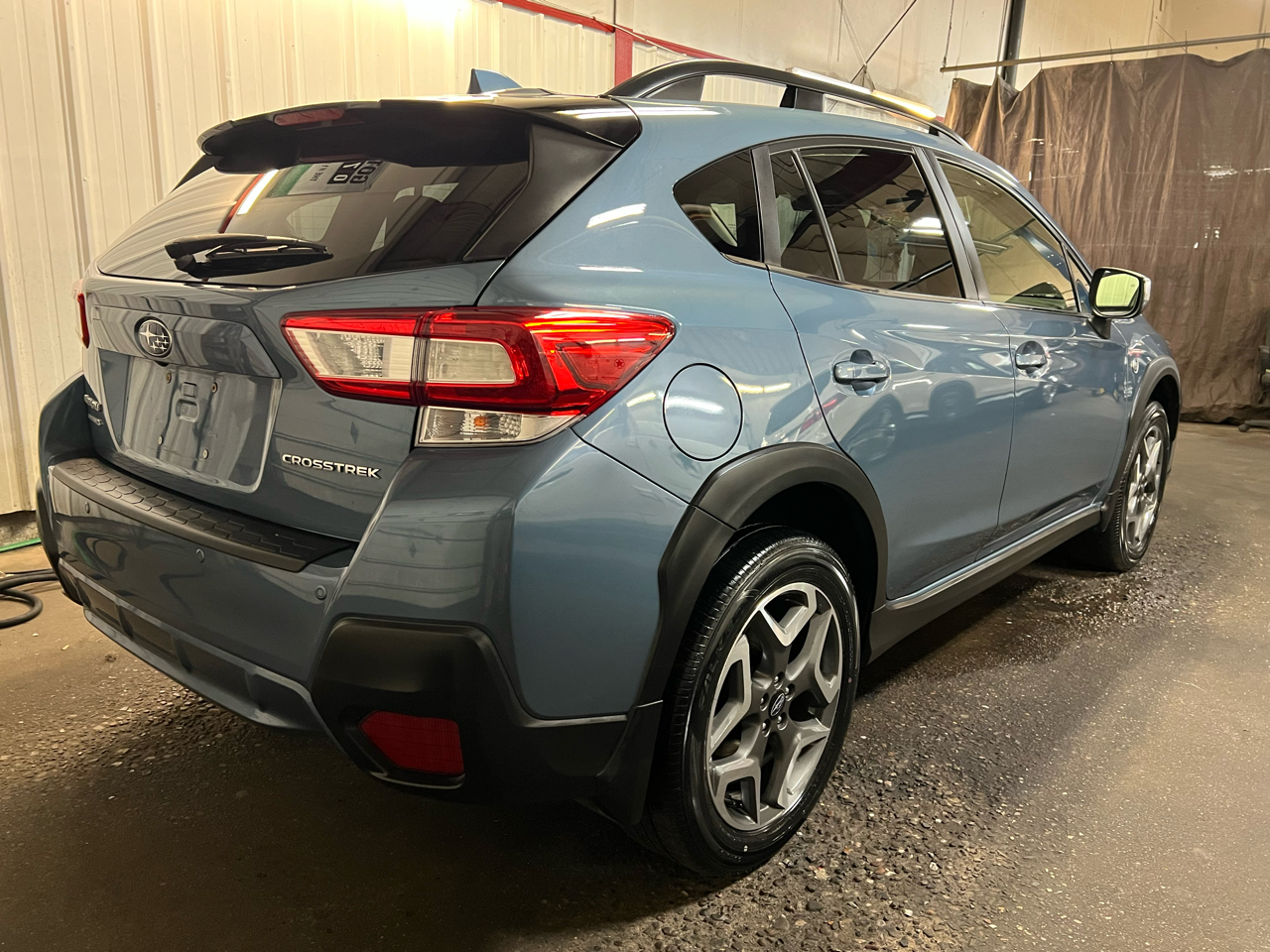2018 Subaru Crosstrek 2.0i Limited photo 2