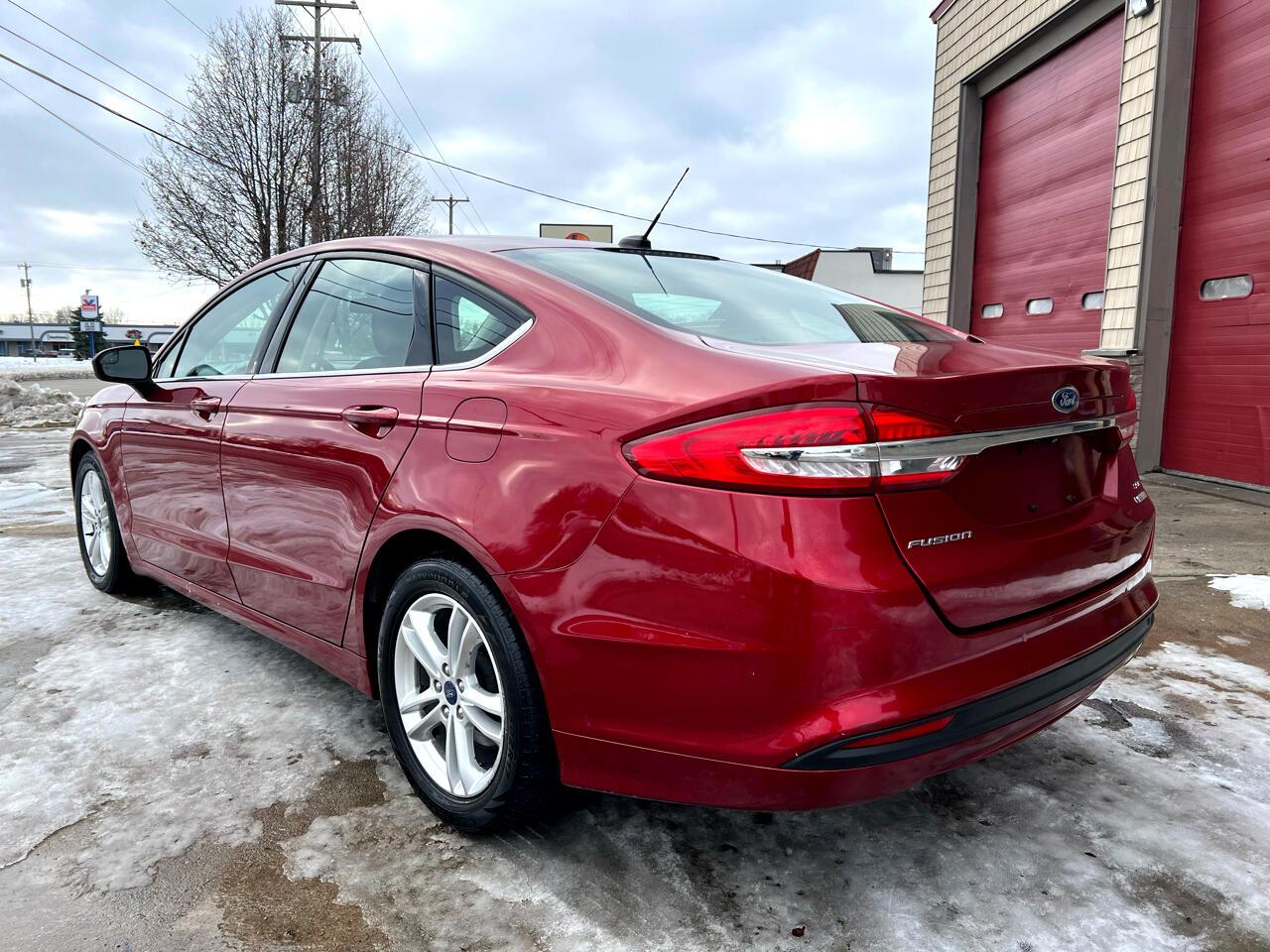 Ford Fusion SE FWD 2018