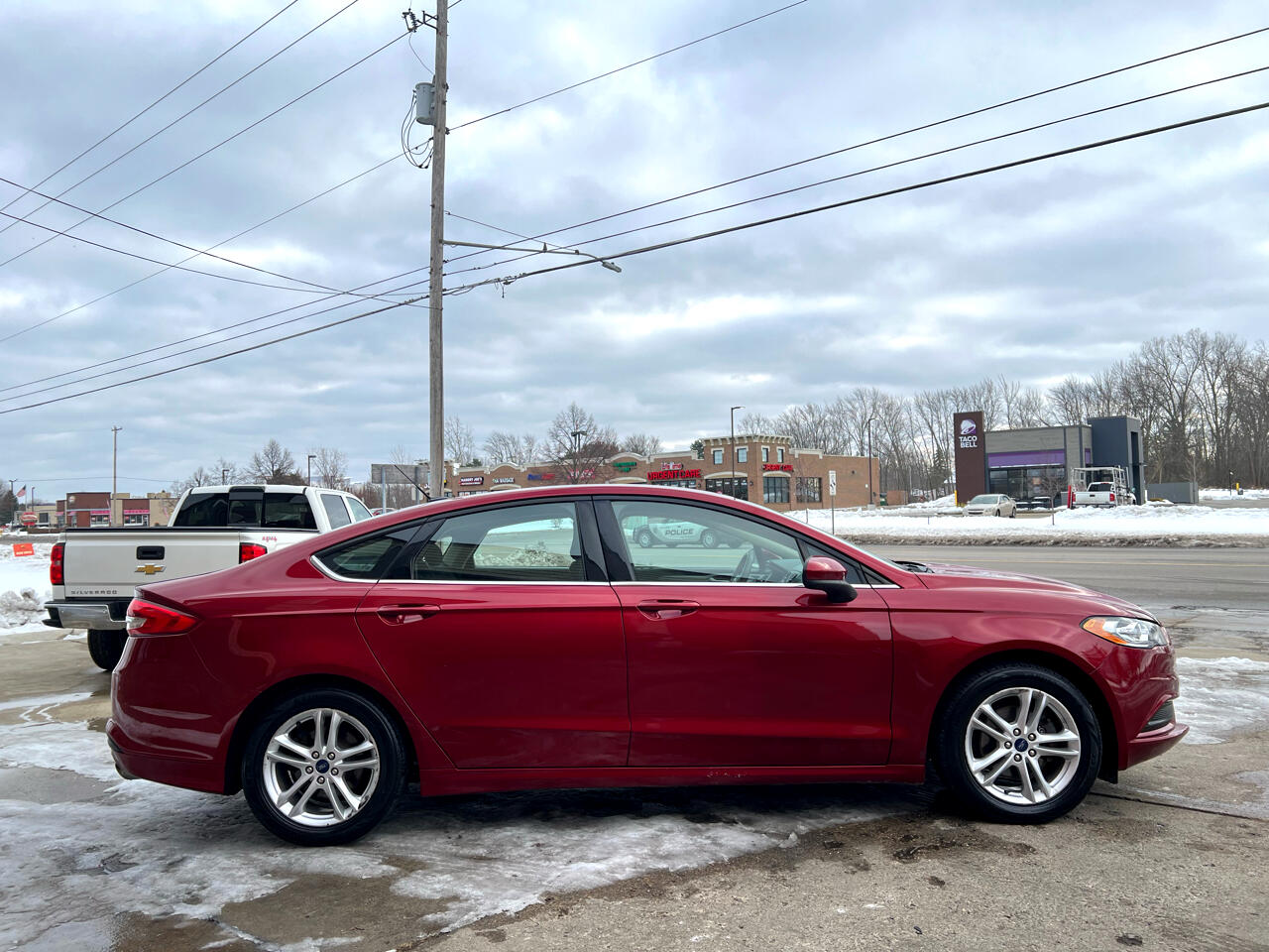 Ford Fusion SE FWD 2018