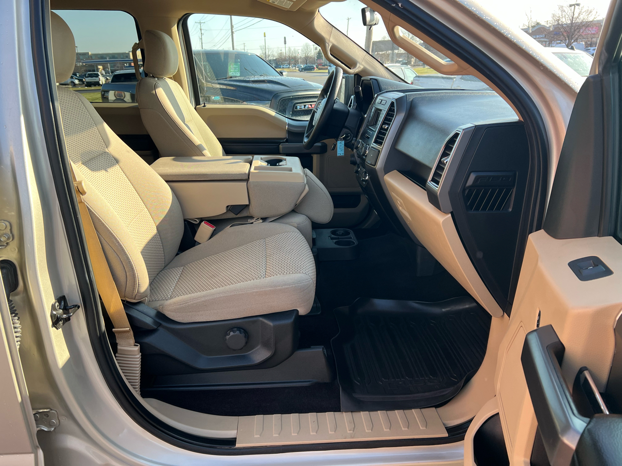 Ford F-150 XLT SuperCrew 6.5-ft. Bed 4WD 2017