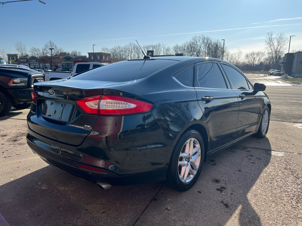 Ford Fusion 4dr Sdn SE FWD 2014