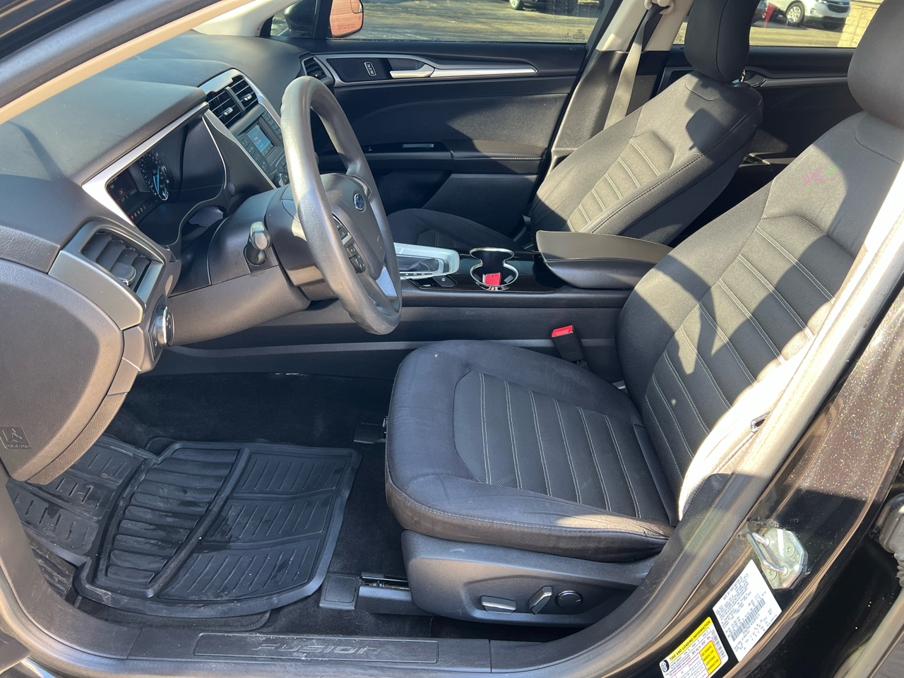 Ford Fusion 4dr Sdn SE FWD 2014